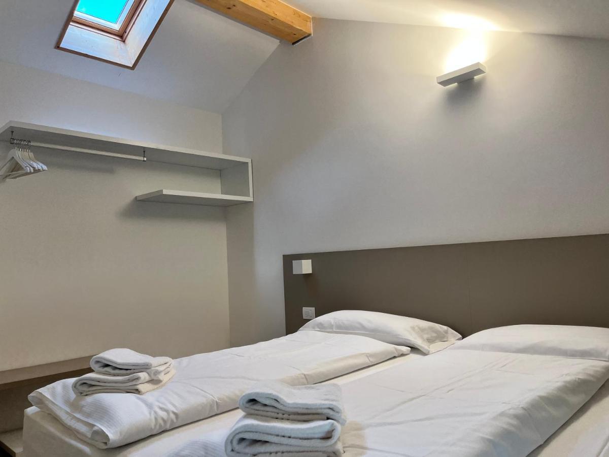 Albola Suite Holiday Apartments Riva del Garda Exterior photo