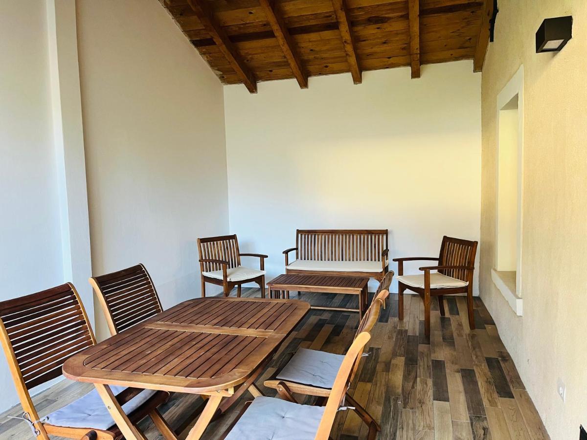 Albola Suite Holiday Apartments Riva del Garda Exterior photo